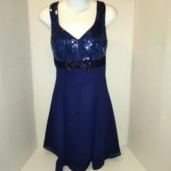 Roberta sequin A-line dress - Picture 2 of 7